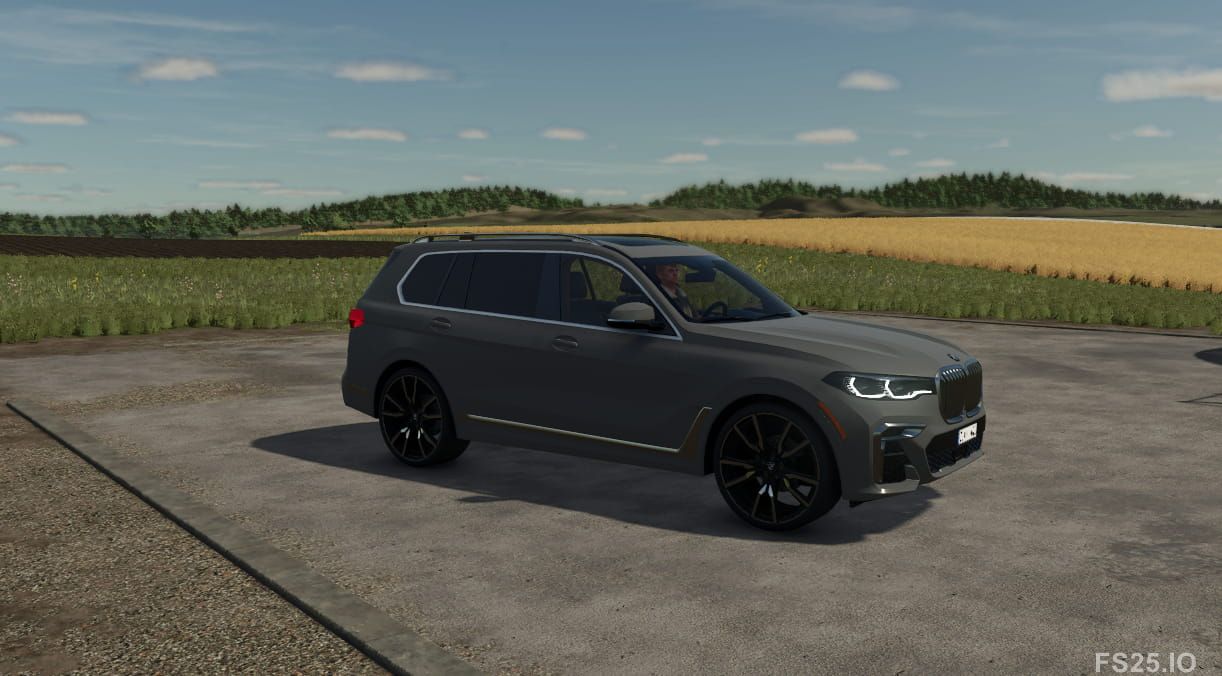 Photos of BMW X7 M50i 3