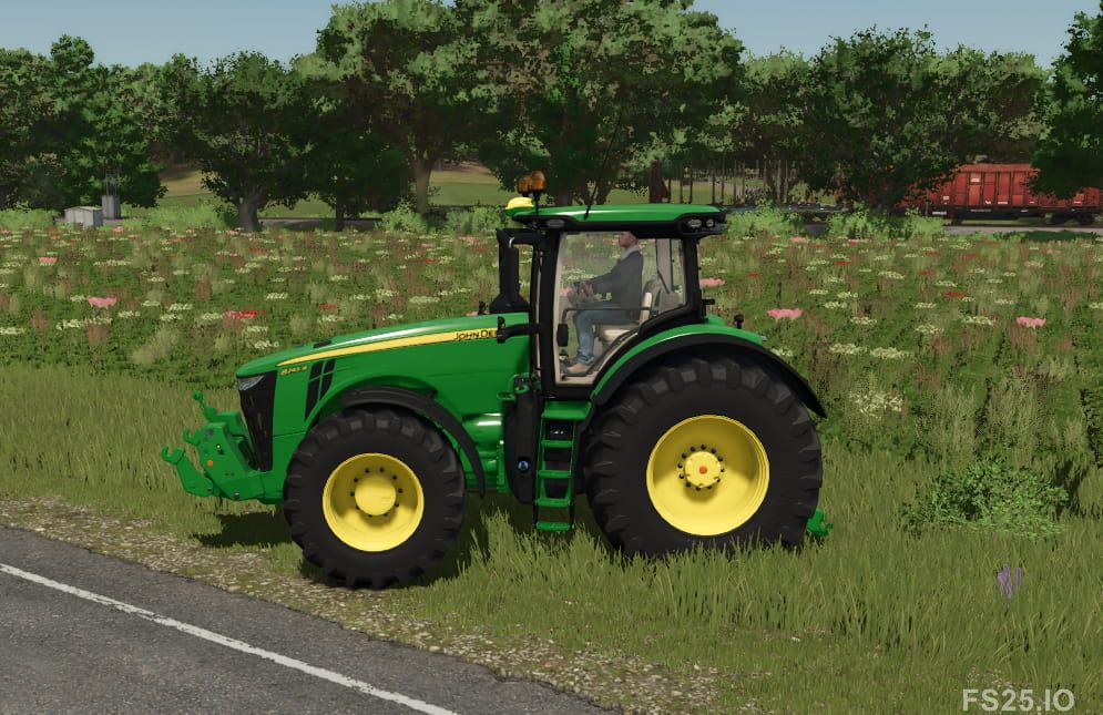 Photos of John Deere 8R 4