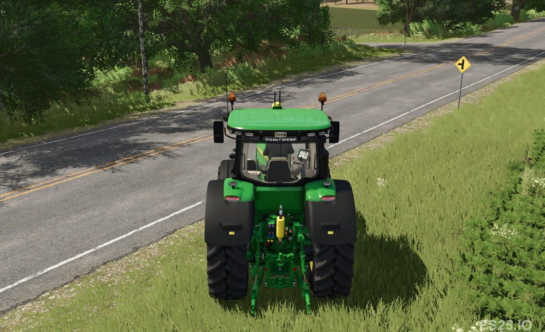 Photos of John Deere 8R 1