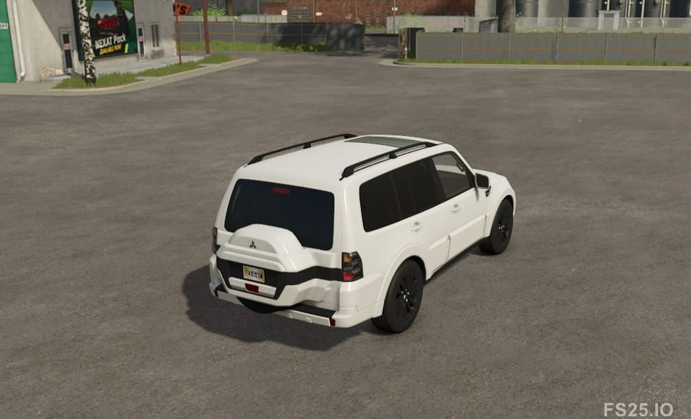 Photos of Mitsubishi Pajero 2015 1